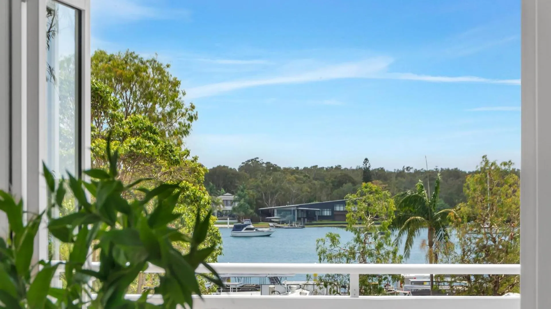 2 Tiah Apartman Noosaville